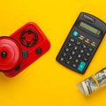 The Role of Claims History and Insurance Score in Calculating Car Insurance Premiums