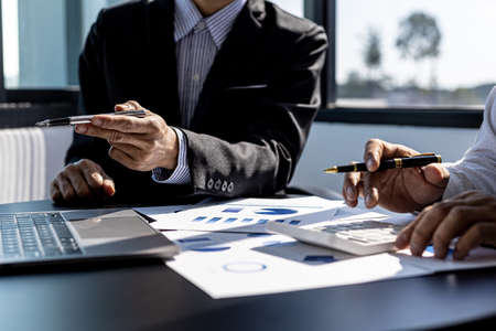 Parent’s Insurance Plans: What Happens When You Turn 26 in the US?