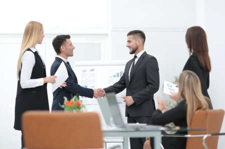 Industry-Specific E&O Insurance: Tailoring Protection for Different Professions